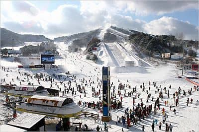 Konjiam, ski lift near Seoul