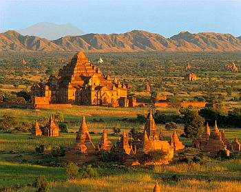 Bagan is located in the area with a relatively dry climate